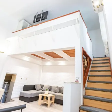 Apartment King's Street Split